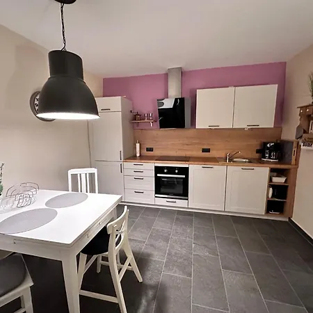 Fachwerkhaus Rosengaertchen By Vulkaneifel-chalets Prázdninový dům *