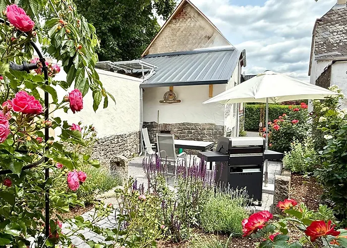 Fachwerkhaus Rosengärtchen By Vulkaneifel-chalets Ferienhaus Kottenheim