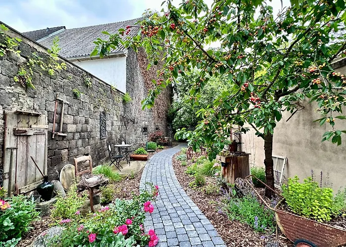 Ferienhaus Fachwerkhaus Rosengärtchen By Vulkaneifel-chalets Kottenheim